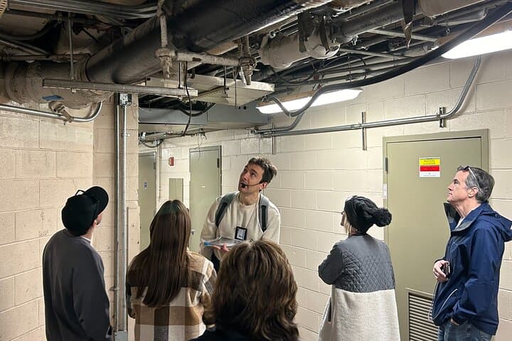 Secrets of Grand Central and Penn Station: Private NYC Walking Tour photo 3
