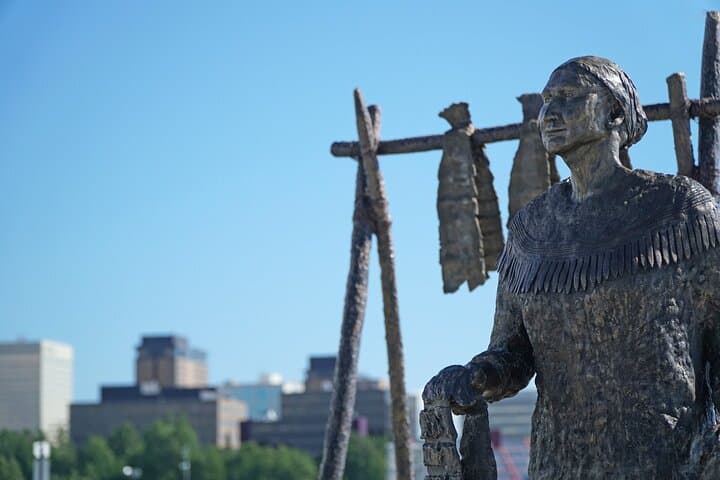 Anchorage City Tour: Top Sights, Moose & Coastal Views in 2–2.5 Hours photo 6