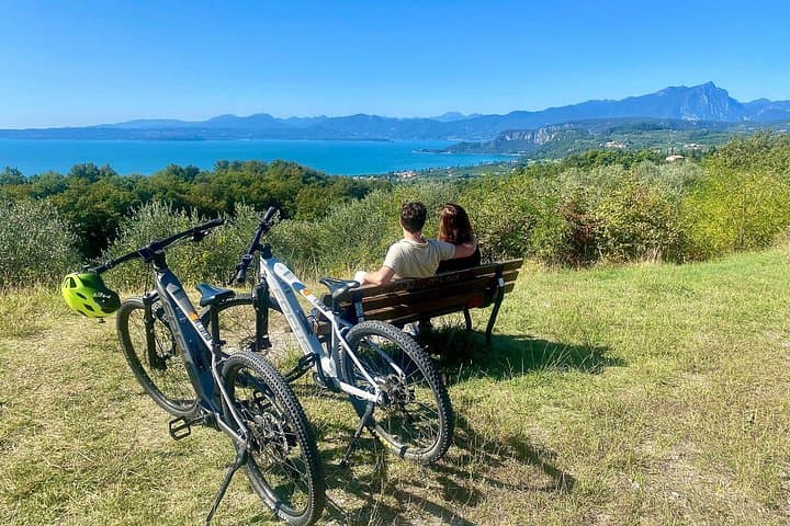E-Bike Tour & Wine Tasting from Pastrengo: Cycle Forts, Vineyards & Lake Garda Views photo 2