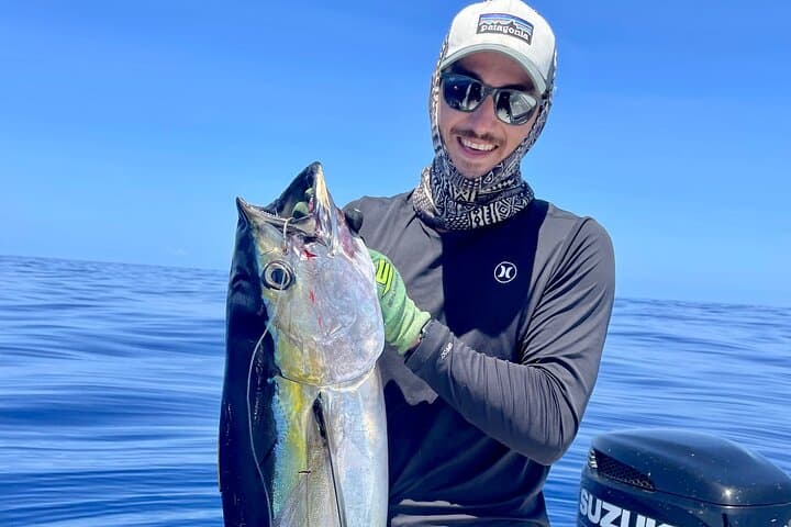 Tahiti Half-Day Private Deep-Sea Fishing Charter photo 2