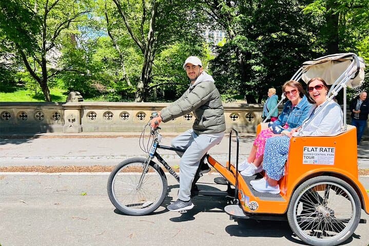 Central Park Pedicab Ride: 60-Minute Private Tour from 59th Street photo 4