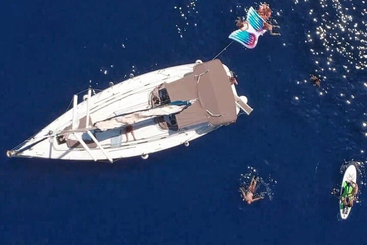 Private Sailing and SUP in Barcelona: Coastal Views, Drinks & Appetizers