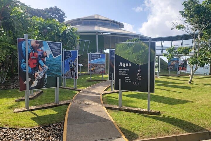 Panama Canal Combo: Miraflores & Agua Clara Locks Tour Guide photo 6