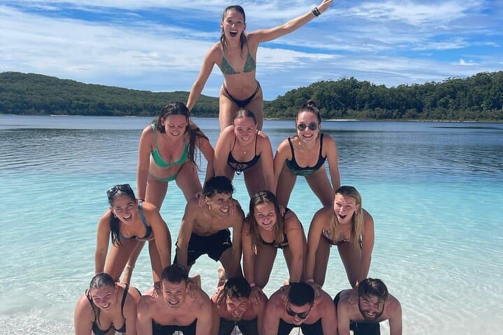 Fraser Island 2-Day Tagalong: 4WD Lakes, Shipwrecks & Rainforest photo 3