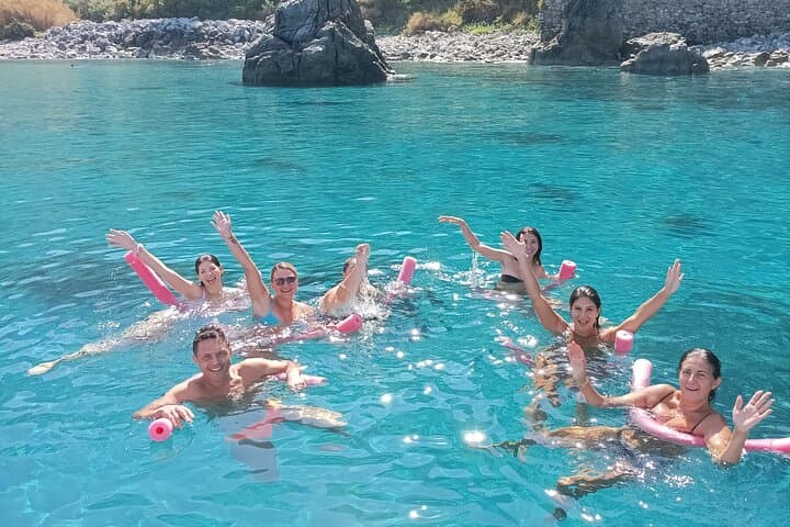 Pink Tour Bagnara: Cave Cruise and Swimming Stops on Costa Viola