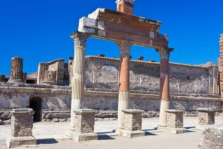 Pompeii and Herculaneum Day Tour from Sorrento with Lunch photo 2