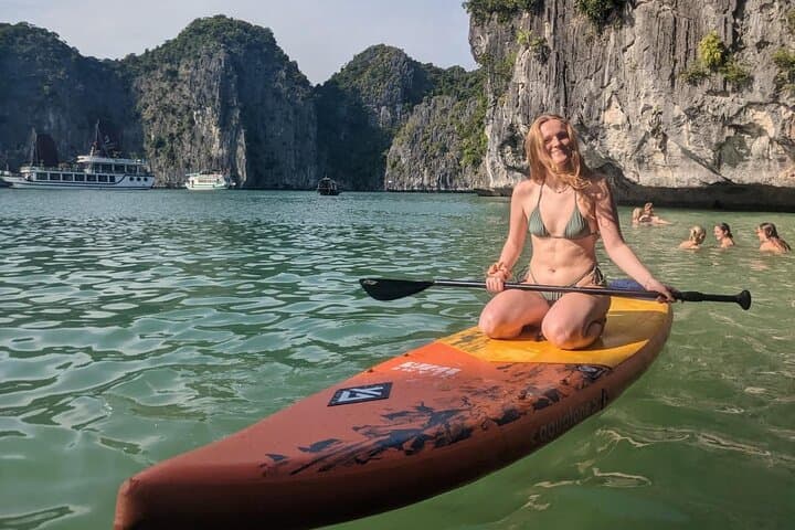 Lan Ha Bay Full-Day Cruise from Cat Ba: Kayak, Swim & Explore Dark Cave photo 4