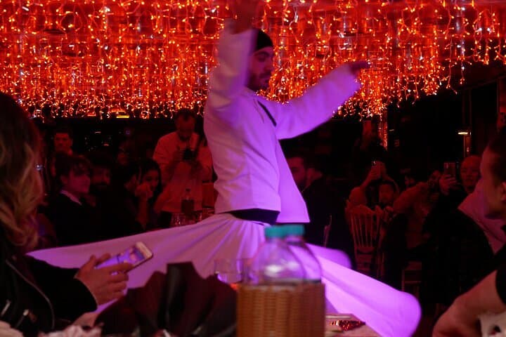Istanbul Bosphorus Dinner Cruise & Turkish Night Show: Evening Cruise with Live Folklore