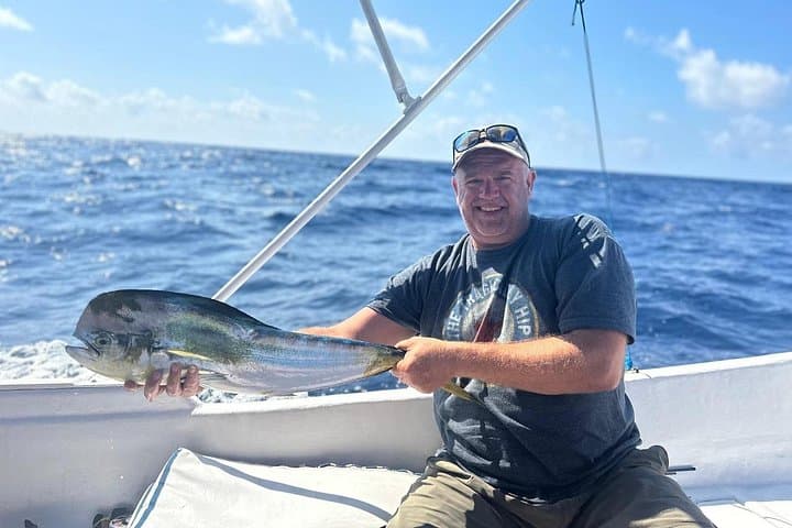 Costa Maya 4-Hour Fishing and Snorkeling Charter in Mahahual photo 4