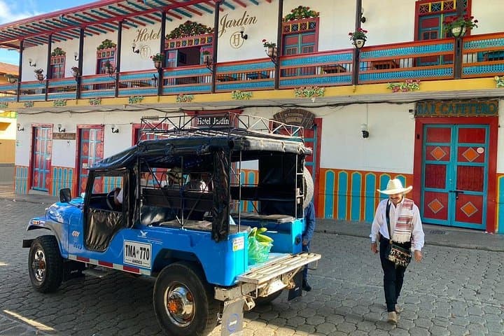 2-Day Private Jardín Coffee Tradition Tour from Medellín — Coffee Farm, Waterfall & Colonial Streets