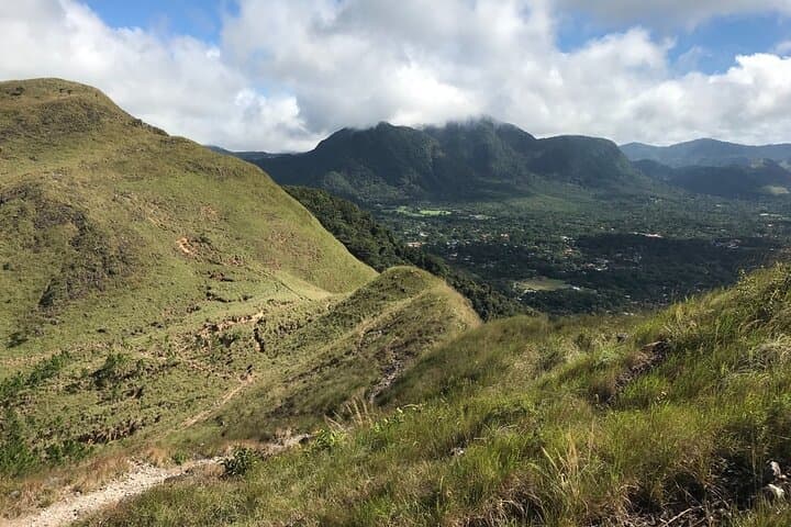 Hike La India Dormida: Private 3‑Hour Trail Hike in El Valle de Antón photo 5