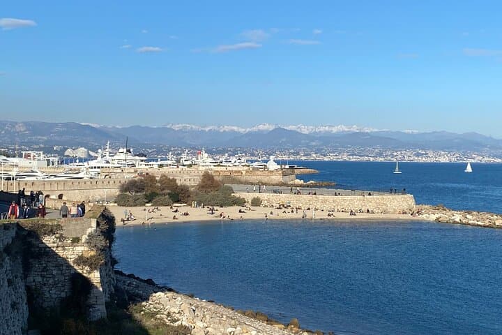 Alpes-Maritimes Private Day Tour: Antibes, St-Paul-de-Vence & Cannes photo 3