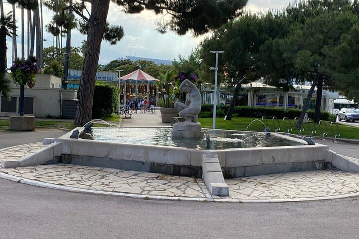 Alpes-Maritimes Private Day Tour: Antibes, St-Paul-de-Vence & Cannes photo 6