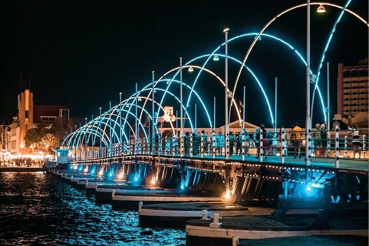 Willemstad Night Bites: A Three-Stop Curacao Food Tour with Locals