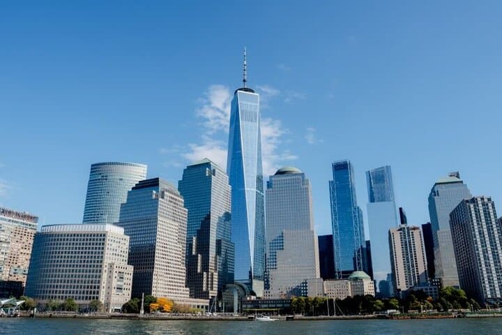 Brooklyn Bridge, Statue of Liberty and Manhattan Walking Tour — Dumbo to Battery Park photo 5
