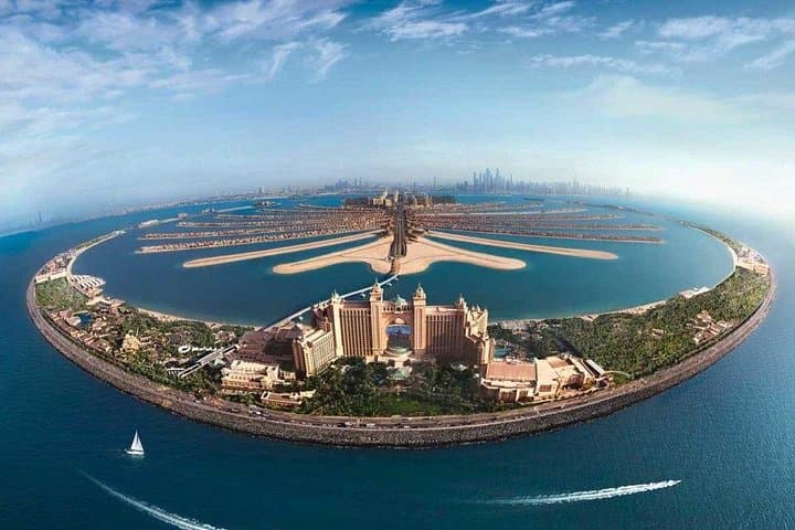 Discover Dubai: Full-Day Private Sightseeing Tour of Burj Khalifa, Old Dubai & Palm Jumeirah photo 4