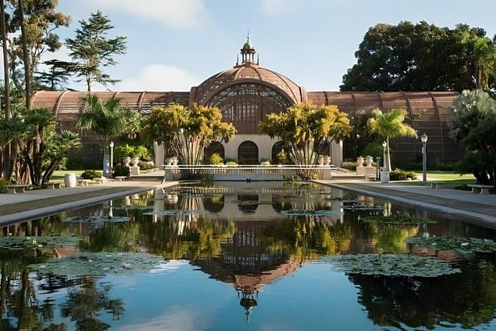 San Diego Must-See Walking Tour: Gaslamp, Santa Fe Depot & USS Midway photo 4