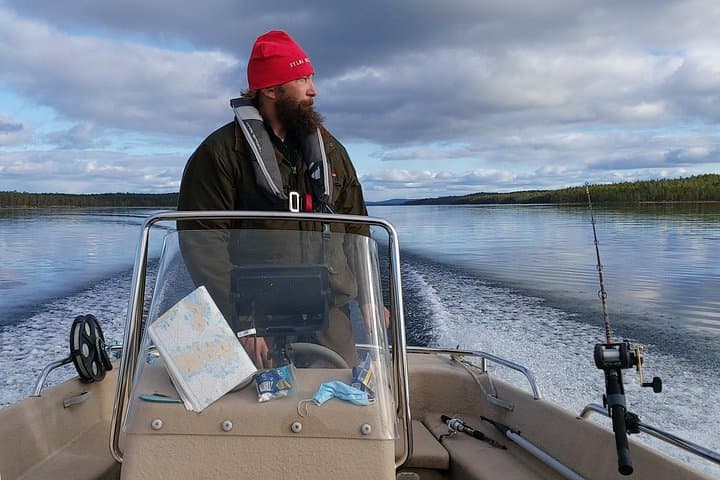 Private Boat Tour on Ivalo River and Lake Inari with Island BBQ photo 4