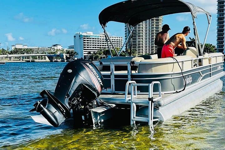 26ft Pontoon Rental in Hollywood FL — Intracoastal Sandbars, Dolphins & Easy Cruising photo 3