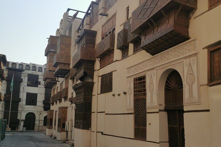 Explore Jeddah's Al-Balad: Half-Day Private Historical Tour photo 4