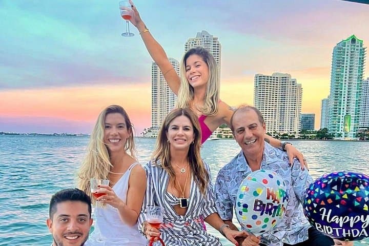 Miami Boat Tour: Day & Night Champagne Cruises from Coconut Grove photo 2