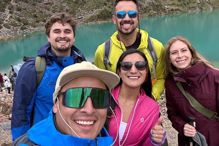 Humantay Lagoon: A High-Andes Day Hike to Turquoise Waters photo 5