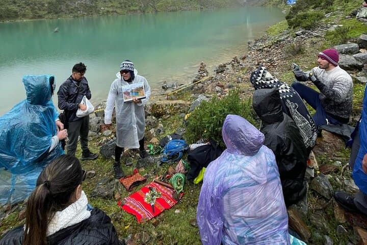 Humantay Lagoon: A High-Andes Day Hike to Turquoise Waters photo 6