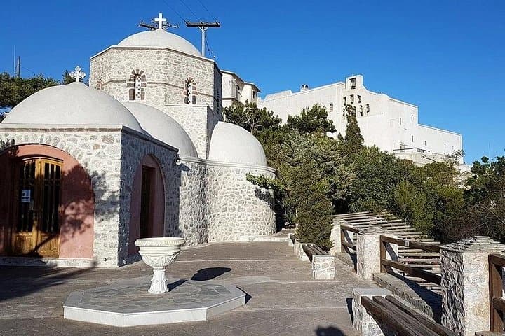 Custom Santorini Private Tour — Oia, Akrotiri, Black Sand Beaches & Winery Options photo 4