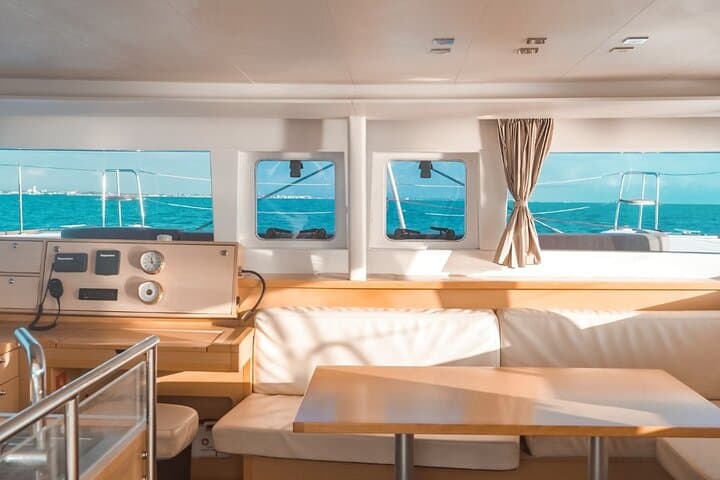 Isla Mujeres All-Inclusive Sailboat Experience from Cancún photo 4