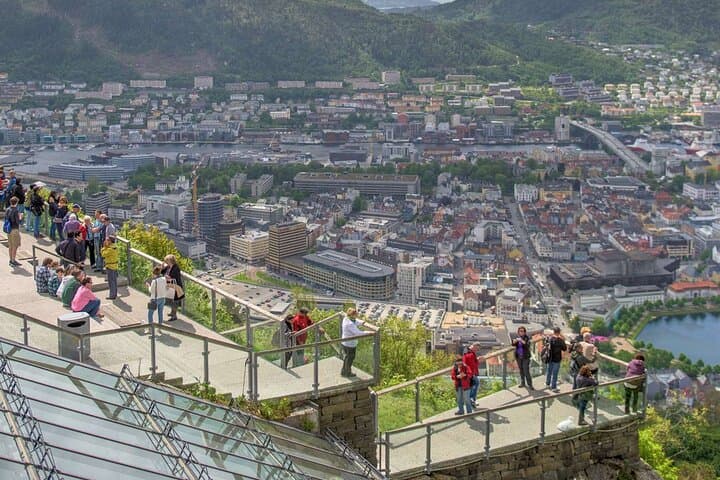 Private Guided Bergen City Sightseeing: Personalized Tour of Bryggen, Fløyen & Fantoft photo 6