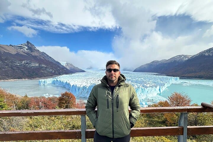 Private Perito Moreno Glacier Tour with Boat Ride — Day Trip from El Calafate photo 1