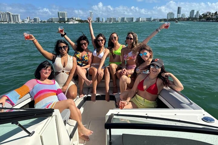 Miami private boat party and champagne swim in Biscayne Bay photo 3