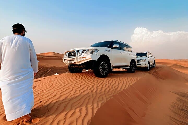 Dubai Desert Safari Premium Tour: Luxury Dune-Bashing & Desert Camp Experience