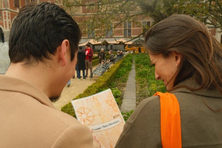 Amsterdam Treasure Hunt: Interactive City Challenge through Dam Square & Oude Kerk photo 2