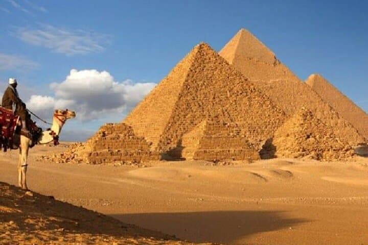 Two-Day Cairo Highlights from Hurghada — Pyramids, Grand Egyptian Museum & Old Cairo