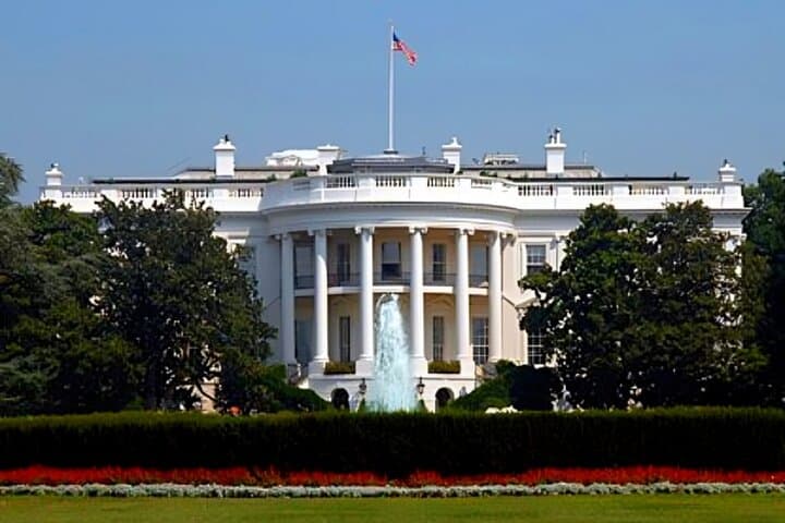 Washington Highlights Walking Tour: White House to Lincoln Memorial in 2 Hours photo 4