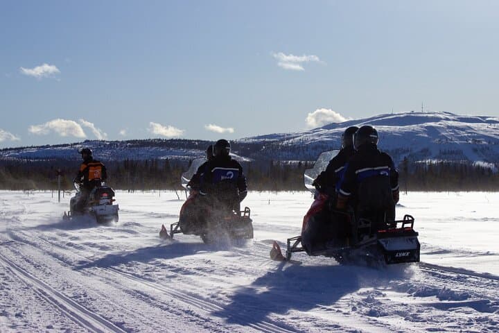Levi 3-Hour Snowmobile Safari with Coffee Break — Arctic Trails & Fell Views photo 6