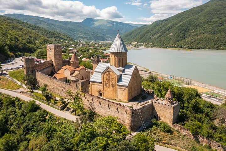 Day Trip from Tbilisi to Ananuri, Gudauri & Gergeti: Caucasus Views and Fortress Walks photo 5
