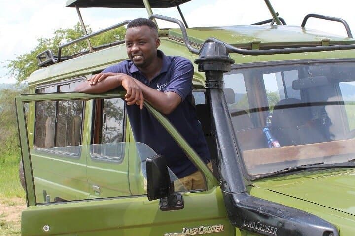 3-Day Private Uganda Gorilla Trekking Adventure in Bwindi & Lake Bunyonyi photo 3