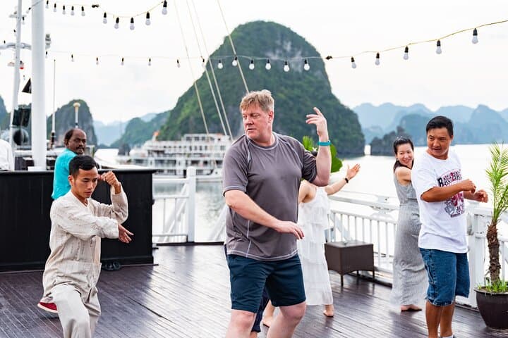 hera-classic-cruise-3d2n-explore-halong-bay-from-hanoi photo 5