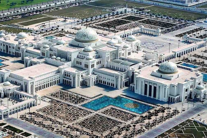 Abu Dhabi Golden Hour: Qasr Al Watan & Sheikh Zayed Mosque Sunset Tour photo 6