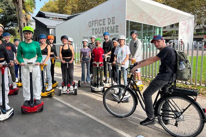Bayonne by Segway and E‑Bike: Nive & Adour Historic City Ride photo 3