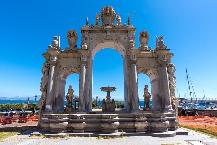 Private Panoramic Tour of Naples: Historical Highlights by Car photo 6