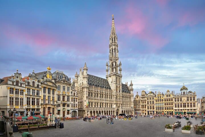 Private Brussels Walking Tour: Grand Place, Royal Palace & Hidden Gems