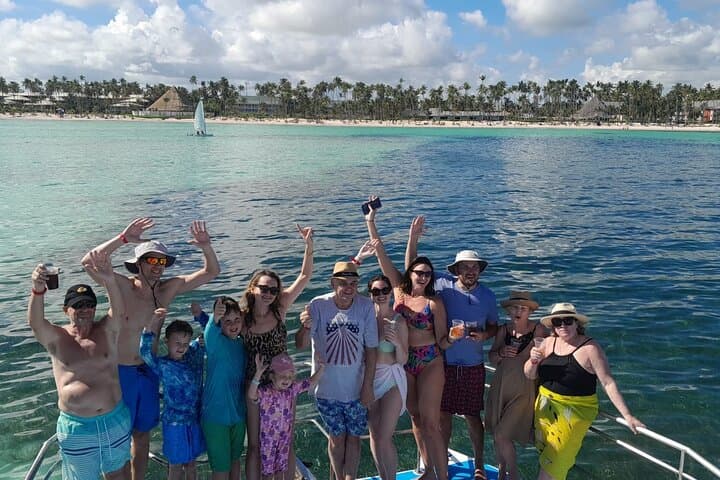 Private Boat Party in Punta Cana: Snorkel, Dolphins & Sunset Drinks photo 5
