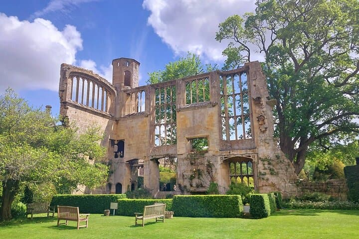 Private Sudeley Castle & Cotswolds Day Tour from London photo 4