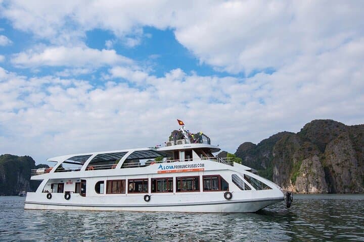 Halong Bay Day Cruise from Tuan Chau: Alova Premium 6‑Hour Tour to Sung Sot & Titov Island
