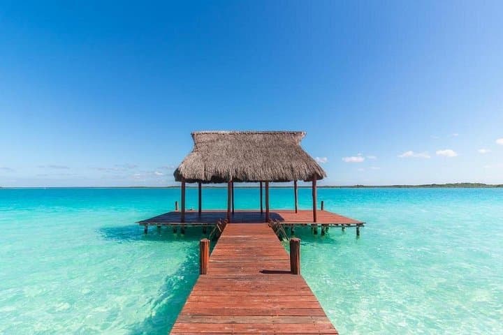 Pontoon Boat Ride through Bacalar Lagoon – Laguna de Siete Colores Day Tour photo 3