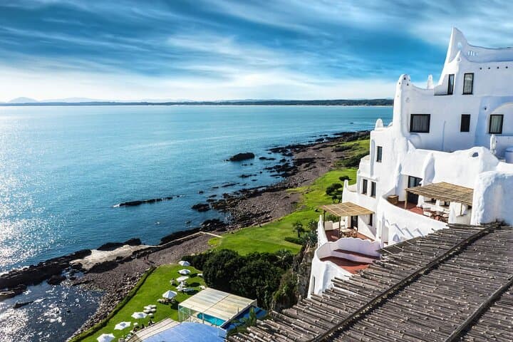 Private VIP Punta del Este Full-Day Tour from Montevideo