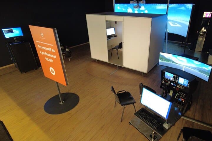 Earn Your Wings: Aeroplane Flight Experience & Simulators in Riga photo 3